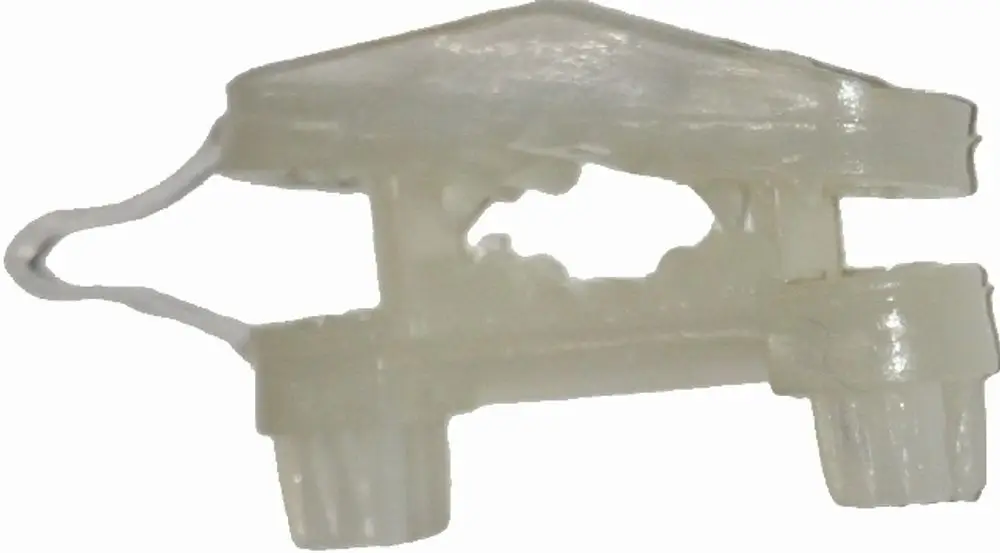 Kabelclip aus Nylon in transparenter Ausführung, geeignet zur Befestigung von Kabeln, mit einer Form, die für die Marke Wolf entwickelt wurde.
